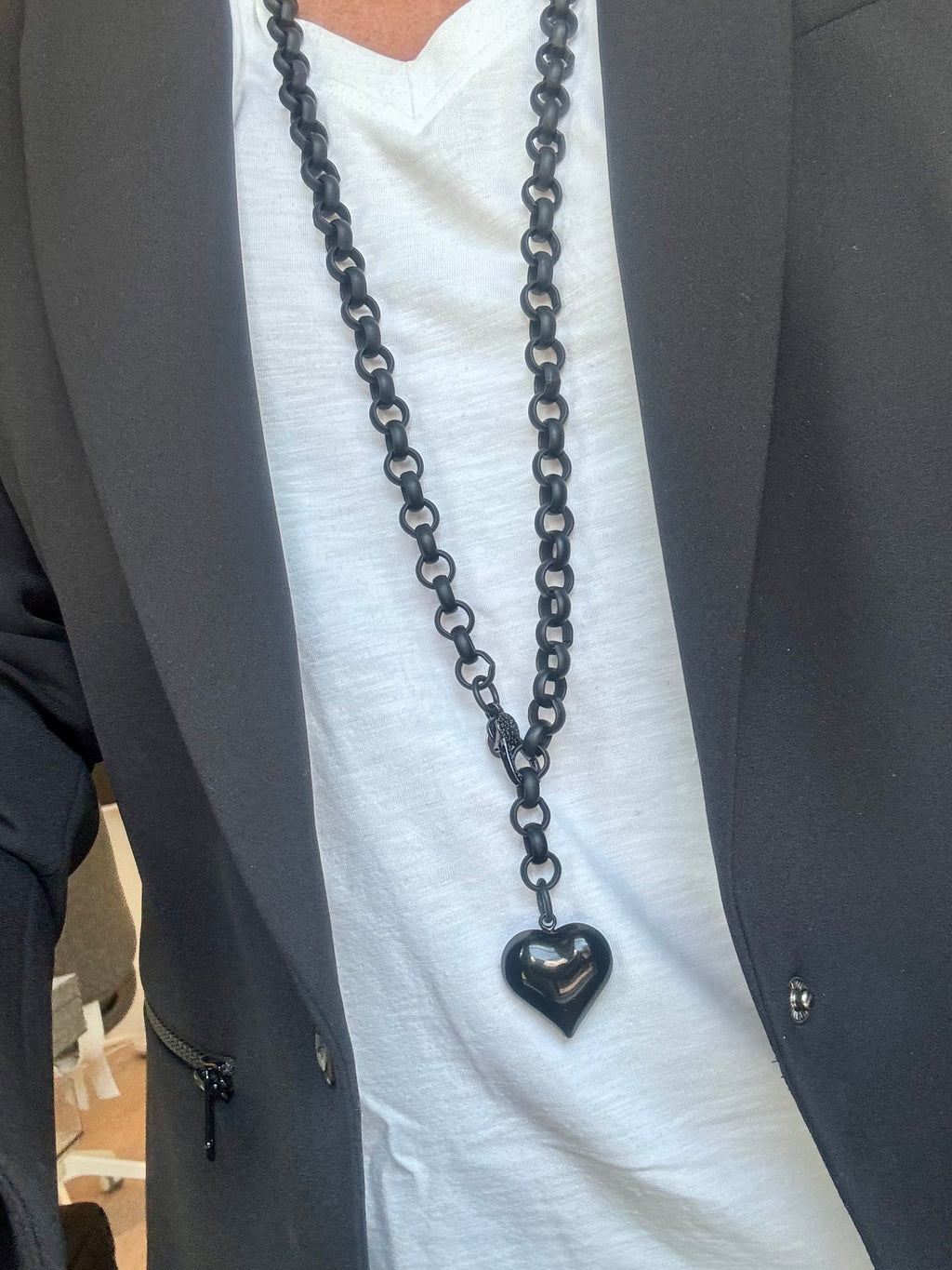 The Noir Valentina Necklace