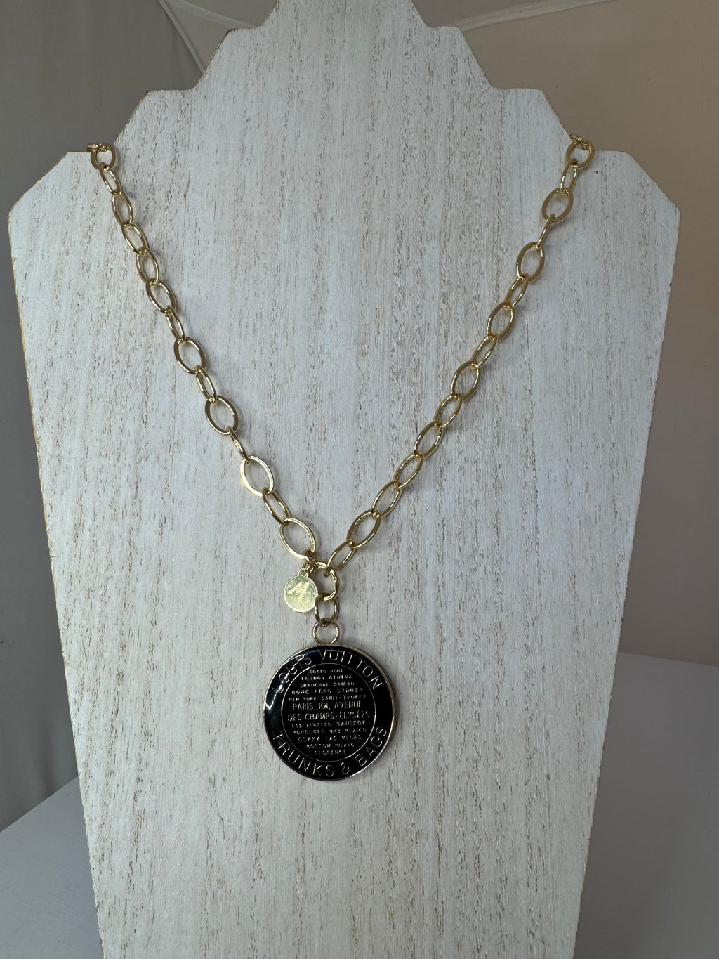 The Hilary Necklace