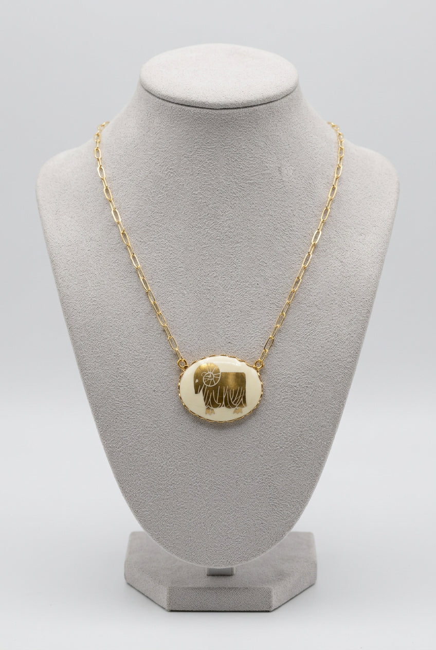 The Jo Necklace