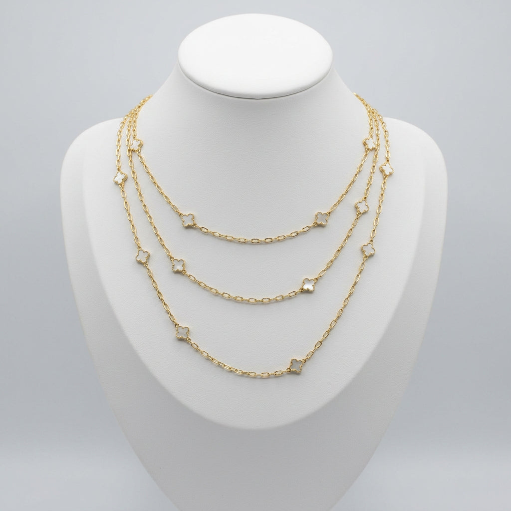 The Clover Necklace